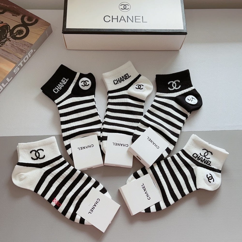 Dragons Bags Premium Luxury Socks --97720