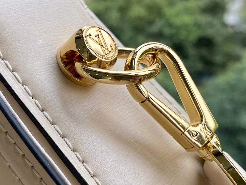 Dragons Bags ln Luxury Bag --66045