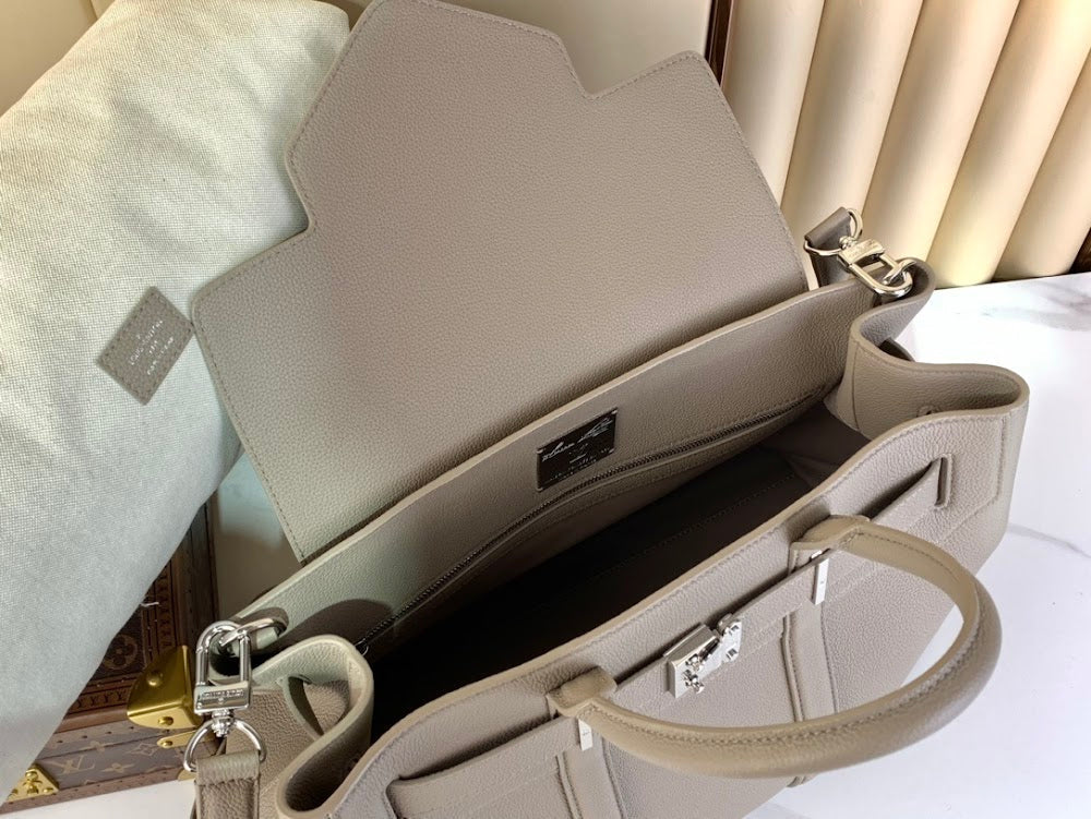 Dragons Bags ln Luxury Bag --69395