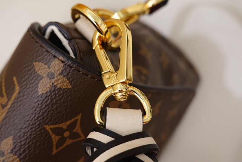 Dragons Bags ln Luxury Bag --56217