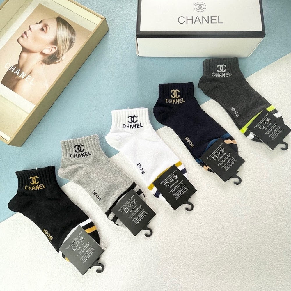 Dragons Bags Premium Luxury Socks --98749