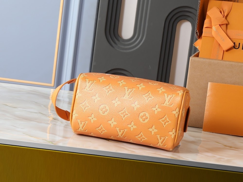 Dragons Bags ln Luxury Bag --77786