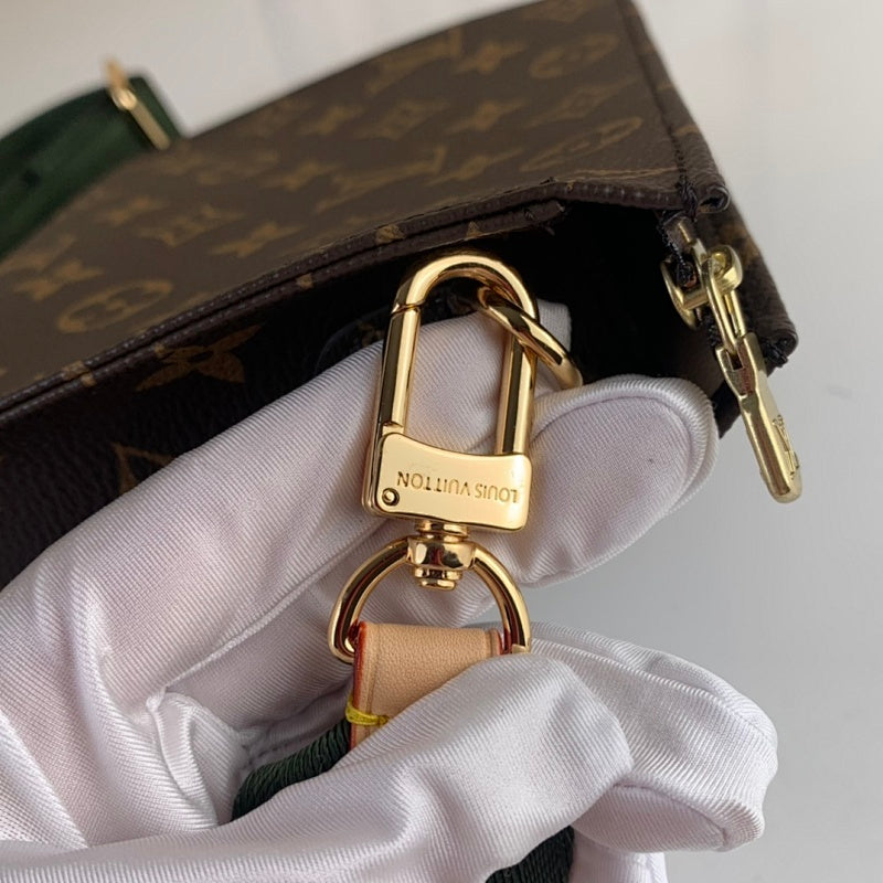 Dragons Bags ln Luxury Bag --67273