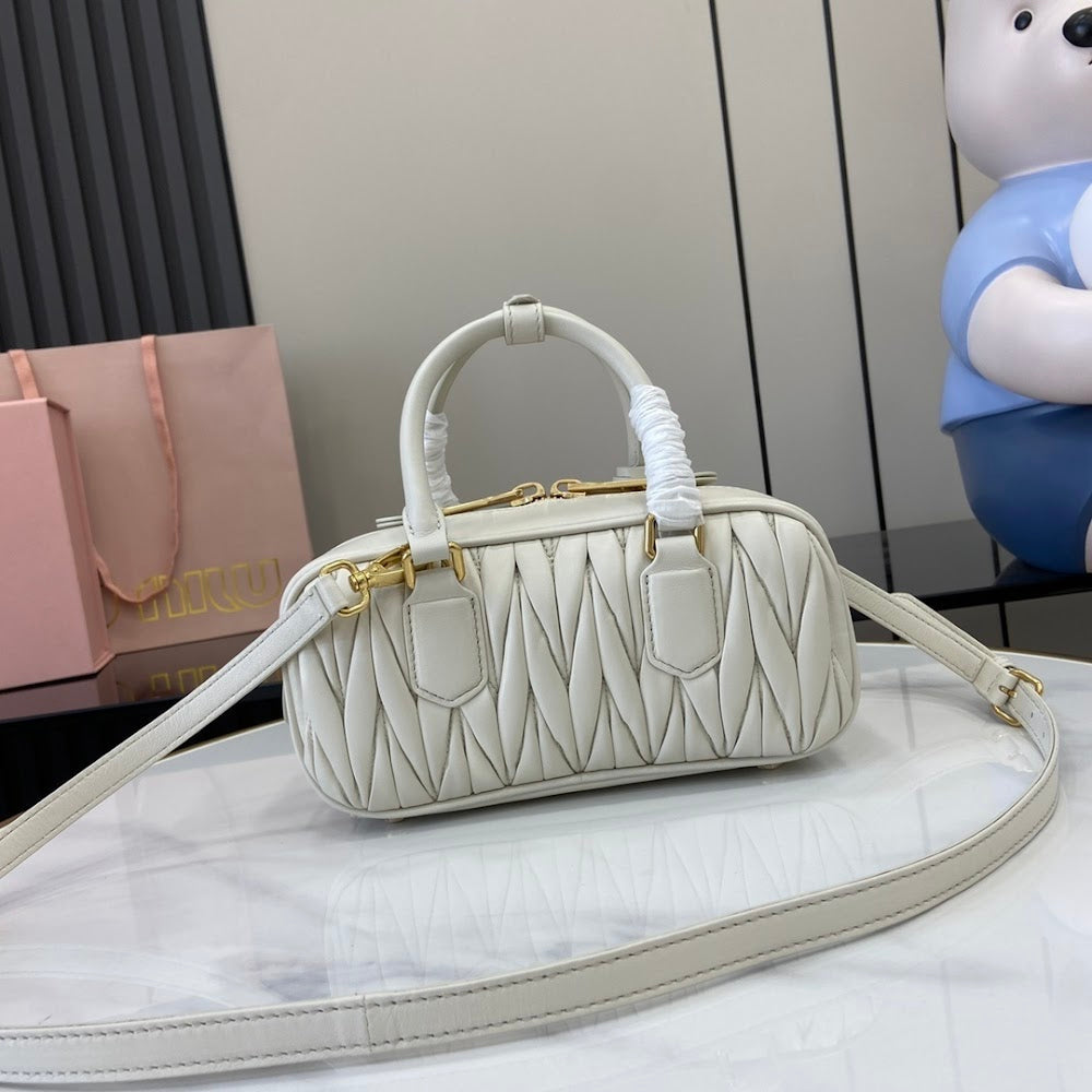 Dragons Bags Miun Miun Luxury Bag --122176