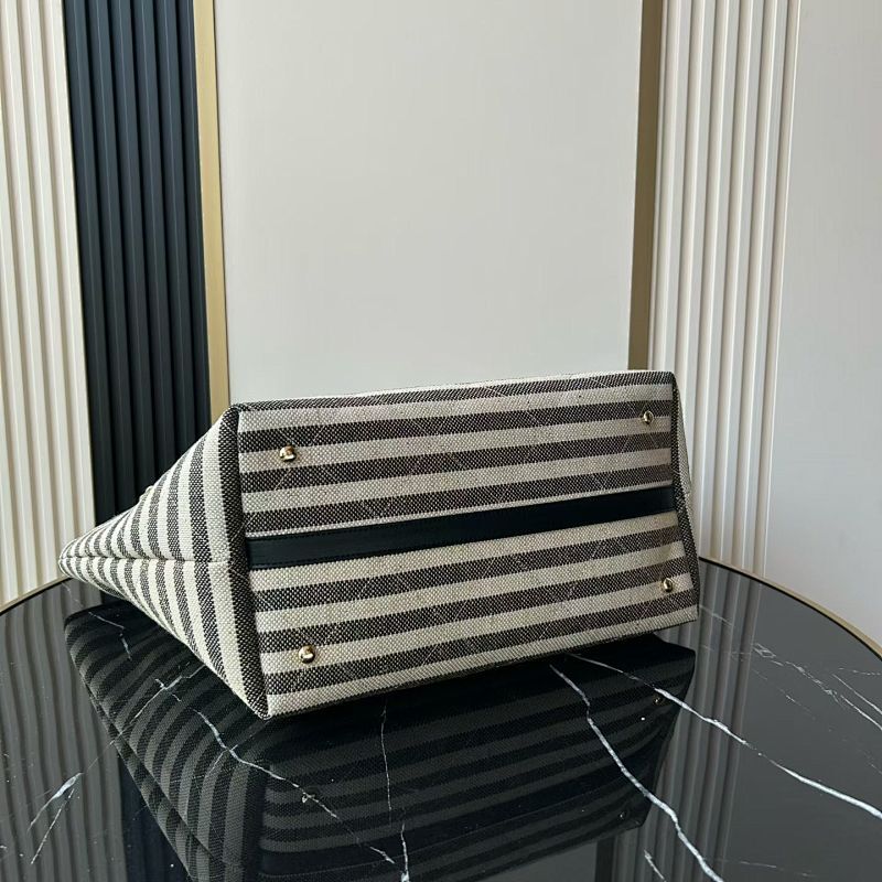new-designer-premium-bags-nm9909
