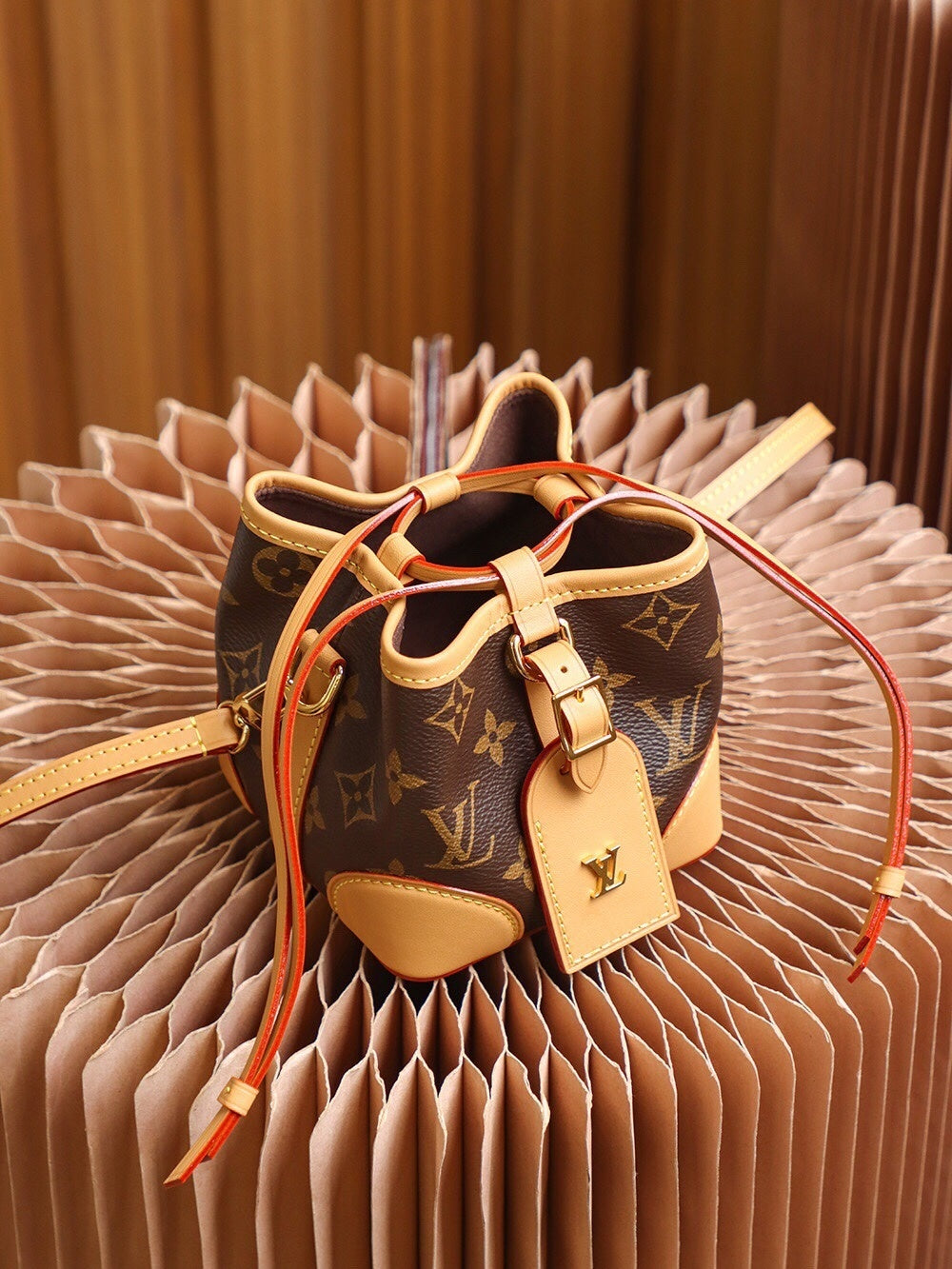 Dragons Bags ln Luxury Bag --81641
