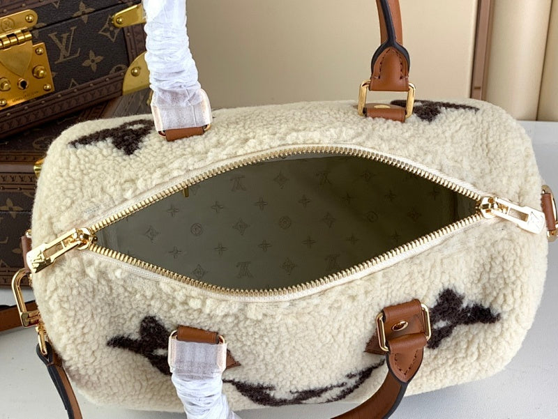 Dragons Bags ln Luxury Bag --61998