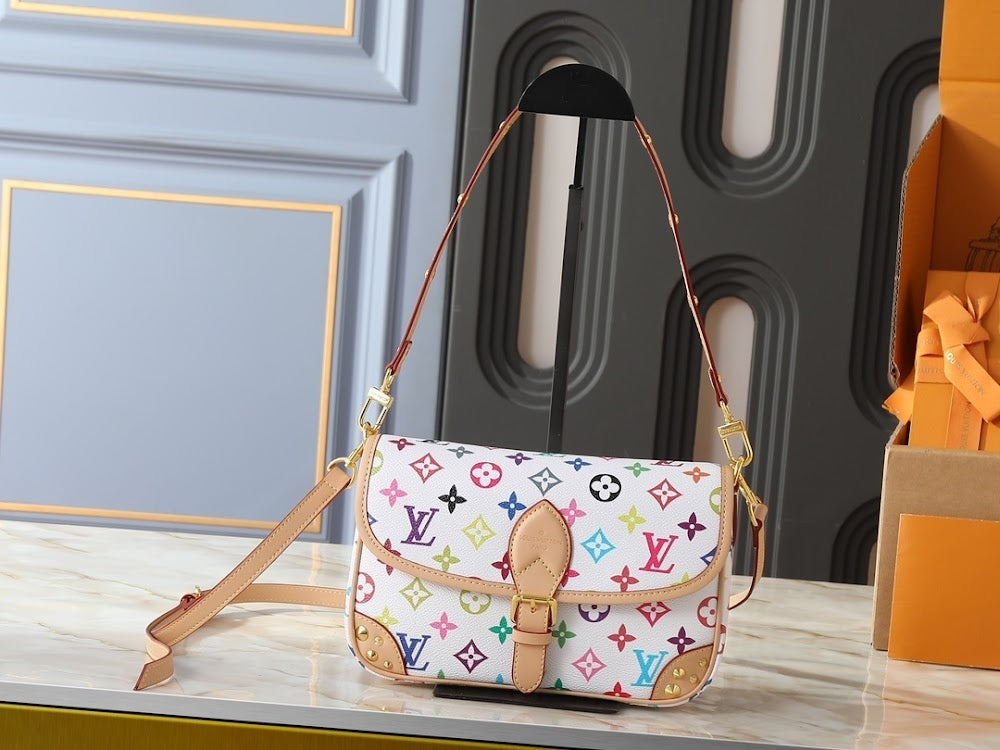 Dragons Bags ln Luxury Bag --77699