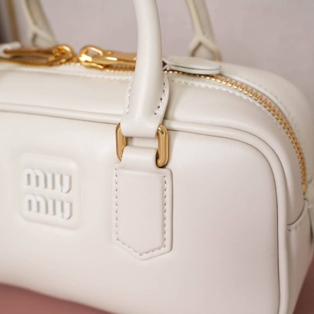 Dragons Bags Miun Miun Luxury Bag --123521