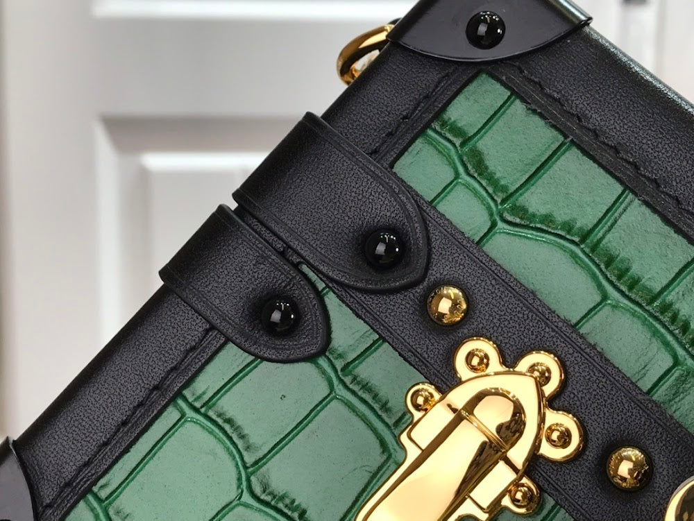 Dragons Bags ln Luxury Bag --60024