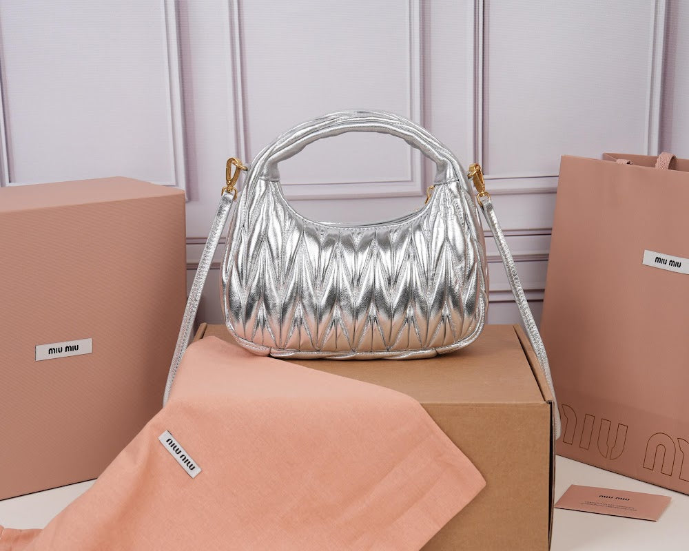 Dragons Bags Miun Miun Luxury Bag --122509