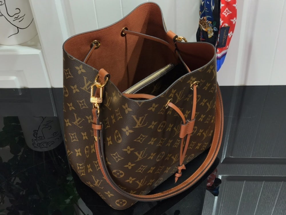 Dragons Bags ln Luxury Bag --96803