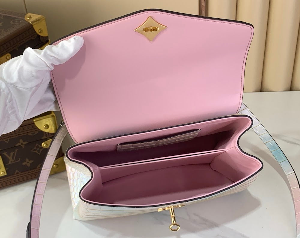 Dragons Bags ln Luxury Bag --96465