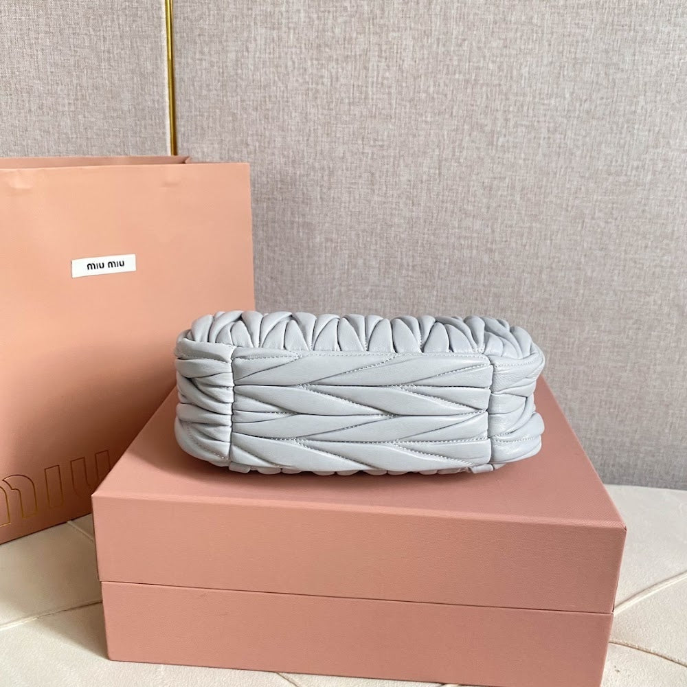 Dragons Bags Miun Miun Luxury Bag --123121