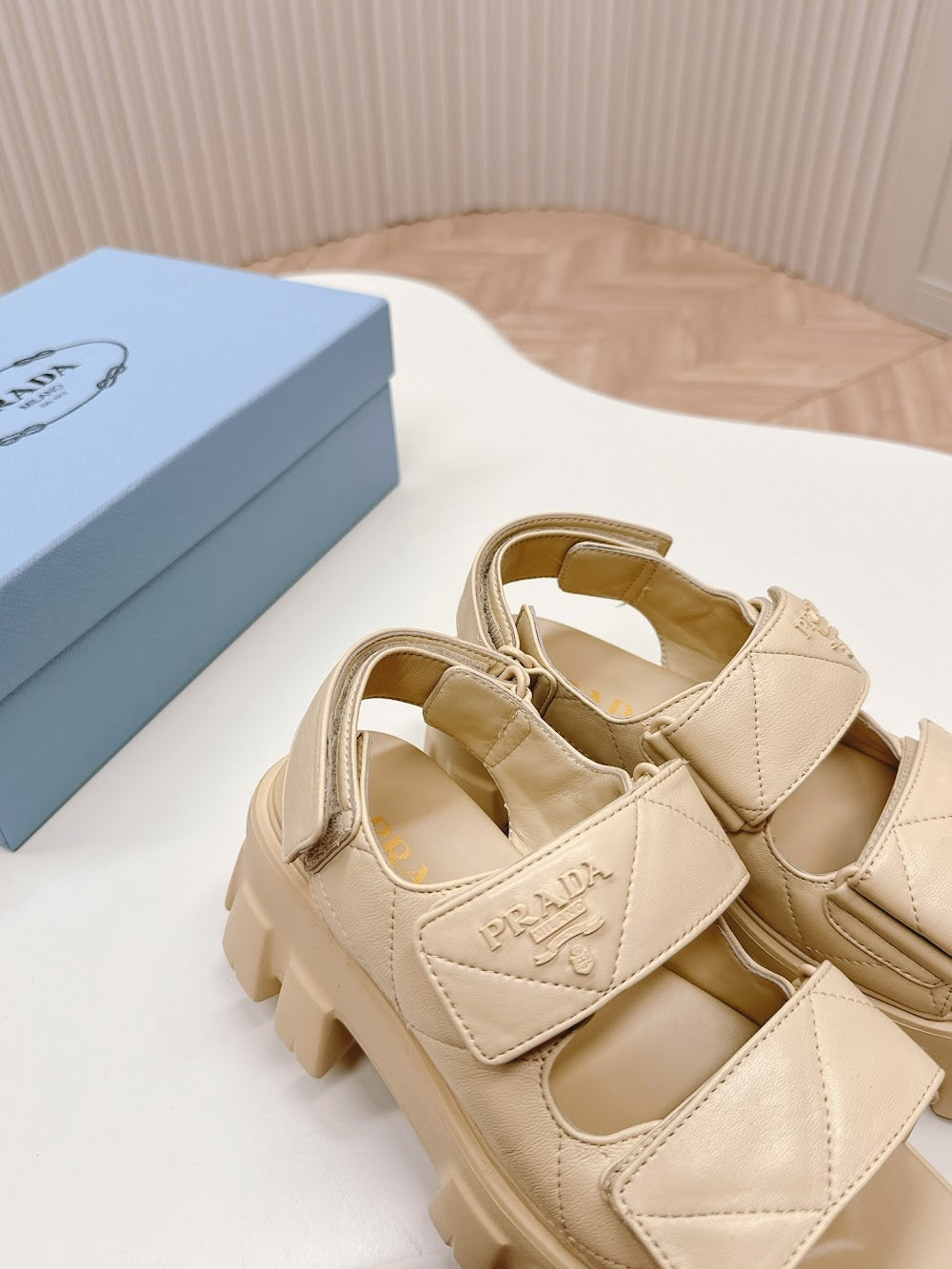 Dragons Bags Prada Luxury Heels --52703