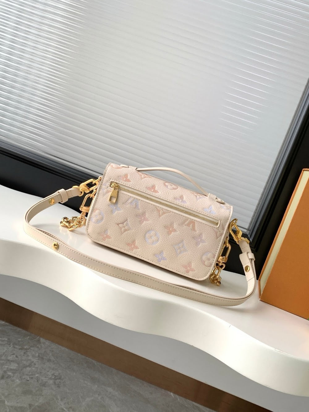 Dragons Bags LVn Luxury Bag --80124
