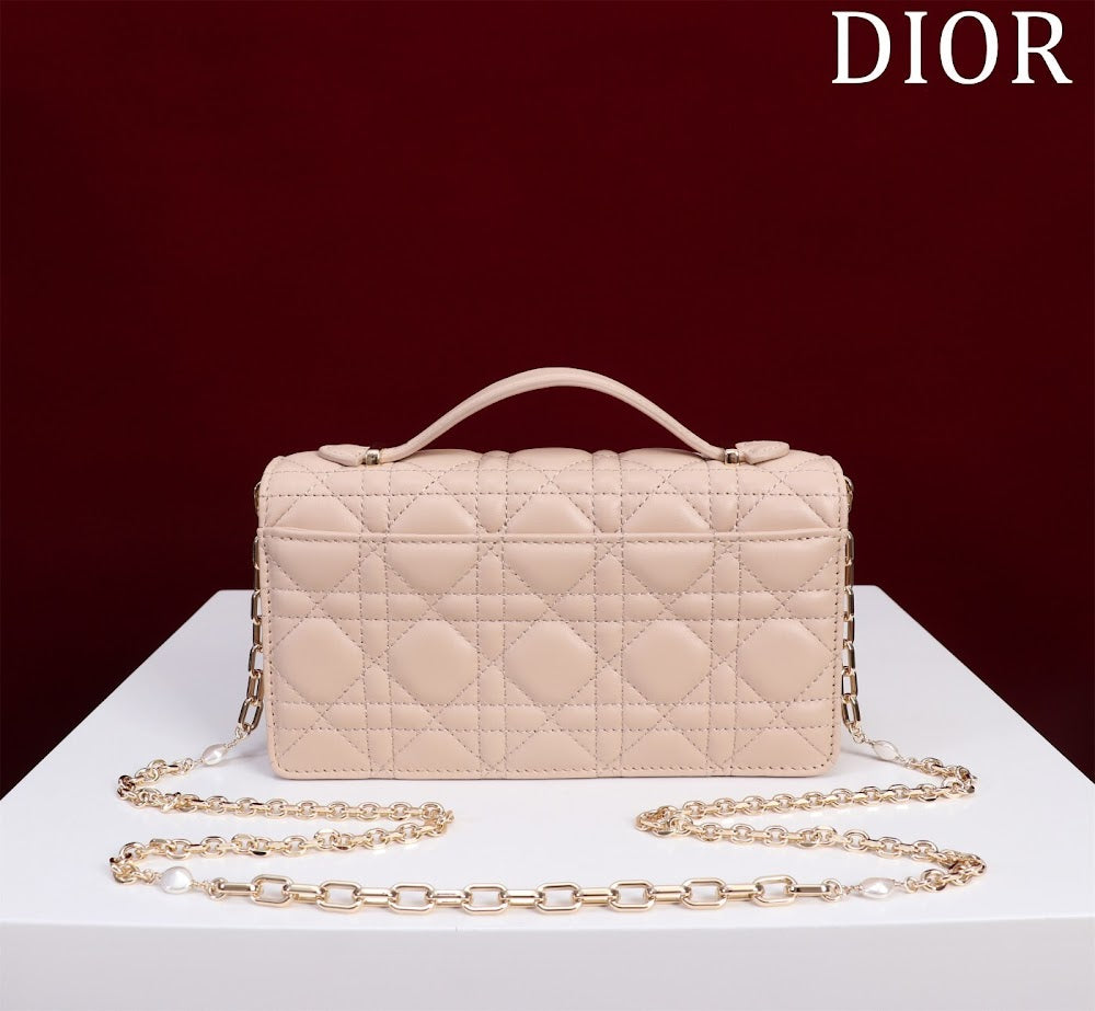 Dragons BagsDiorn Luxury Bag --116225