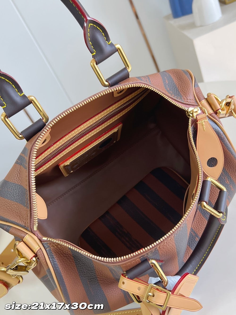 Dragons Bags ln Luxury Bag --96949