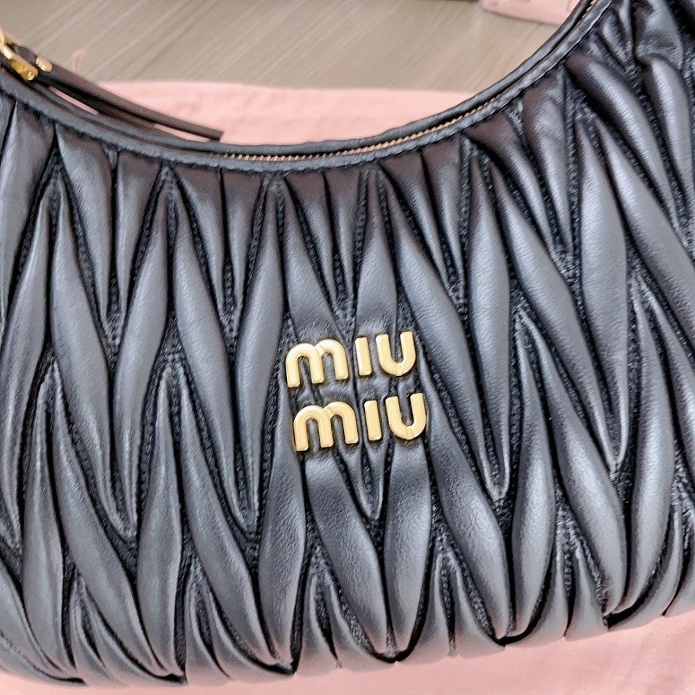 Dragons Bags Miun Miun Luxury Bag --123246