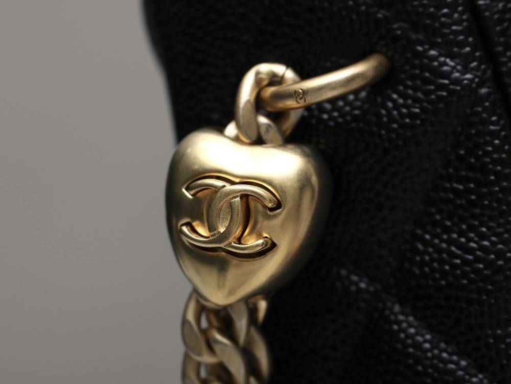 new-luxury-designer-bags-nm10071