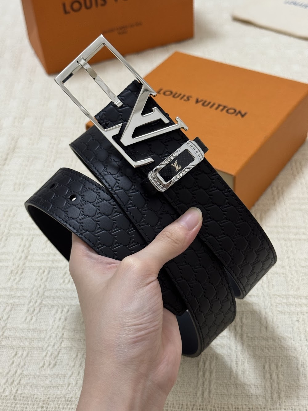 Dragons Bags ln Luxury Belt --100818
