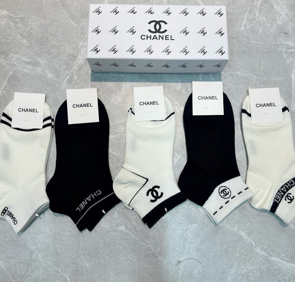 Dragons Bags Premium Luxury Socks --98275