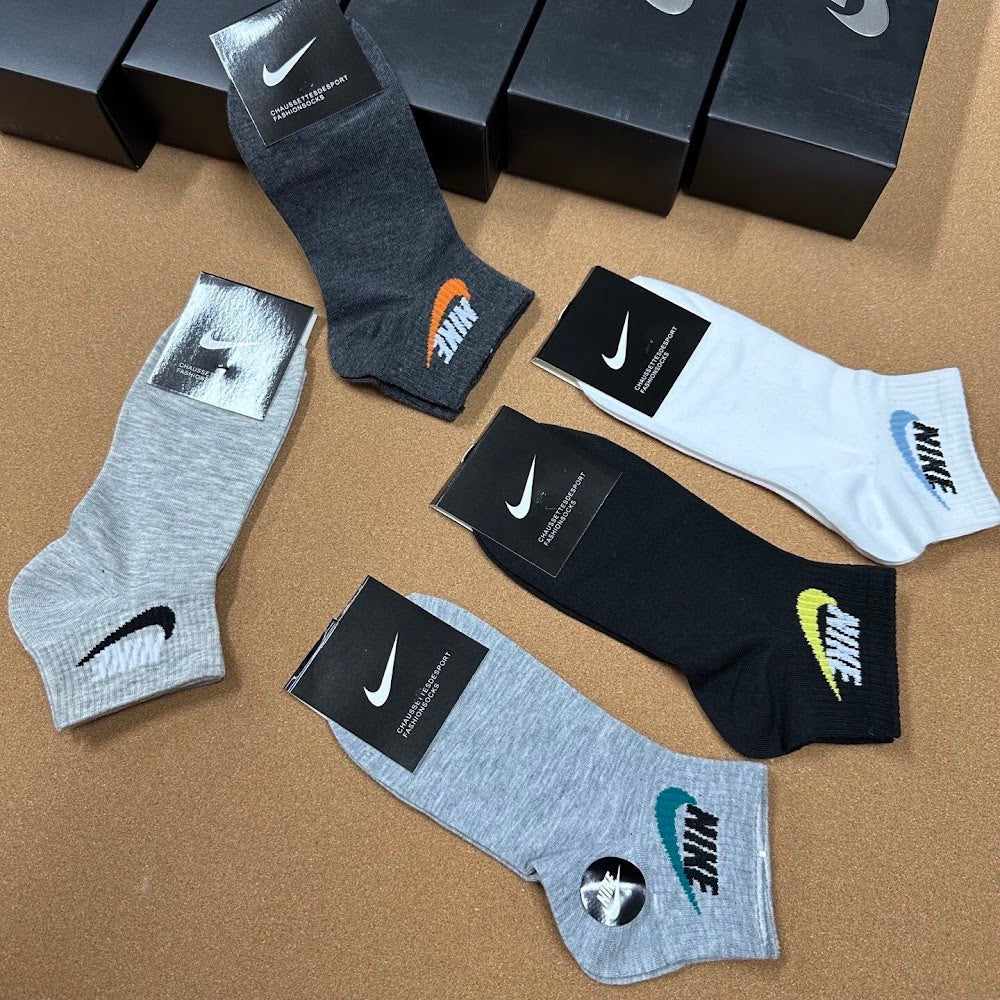Dragons Bags Premium Luxury Socks --98312