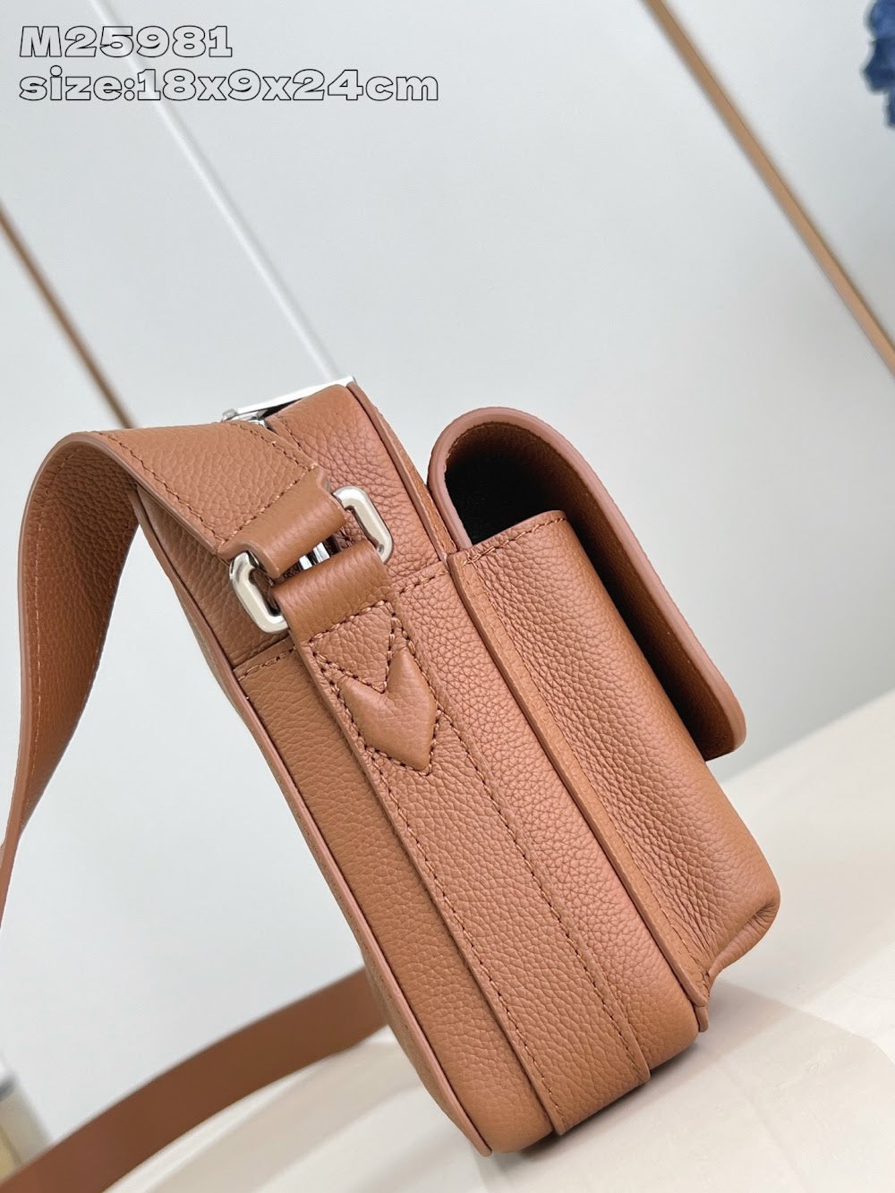 Dragons Bags ln Luxury Bag --97570