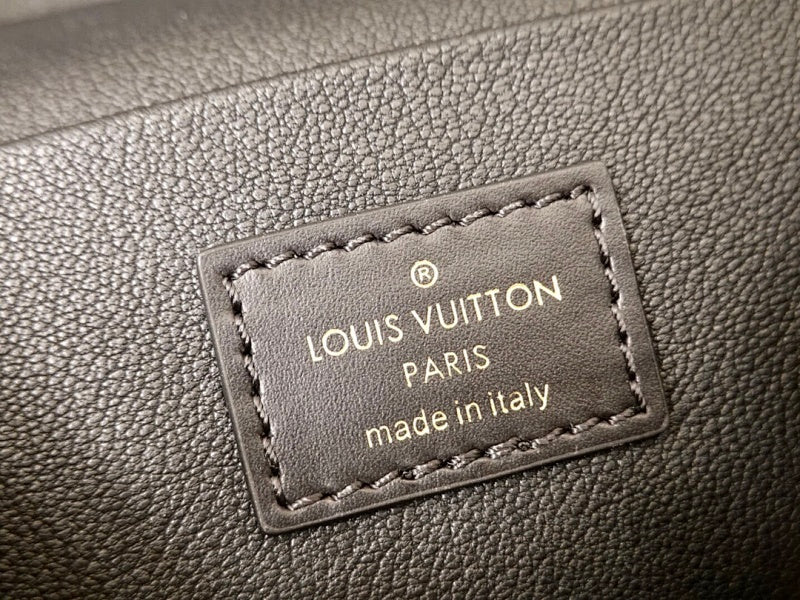 Dragons Bags ln Luxury Bag --66596