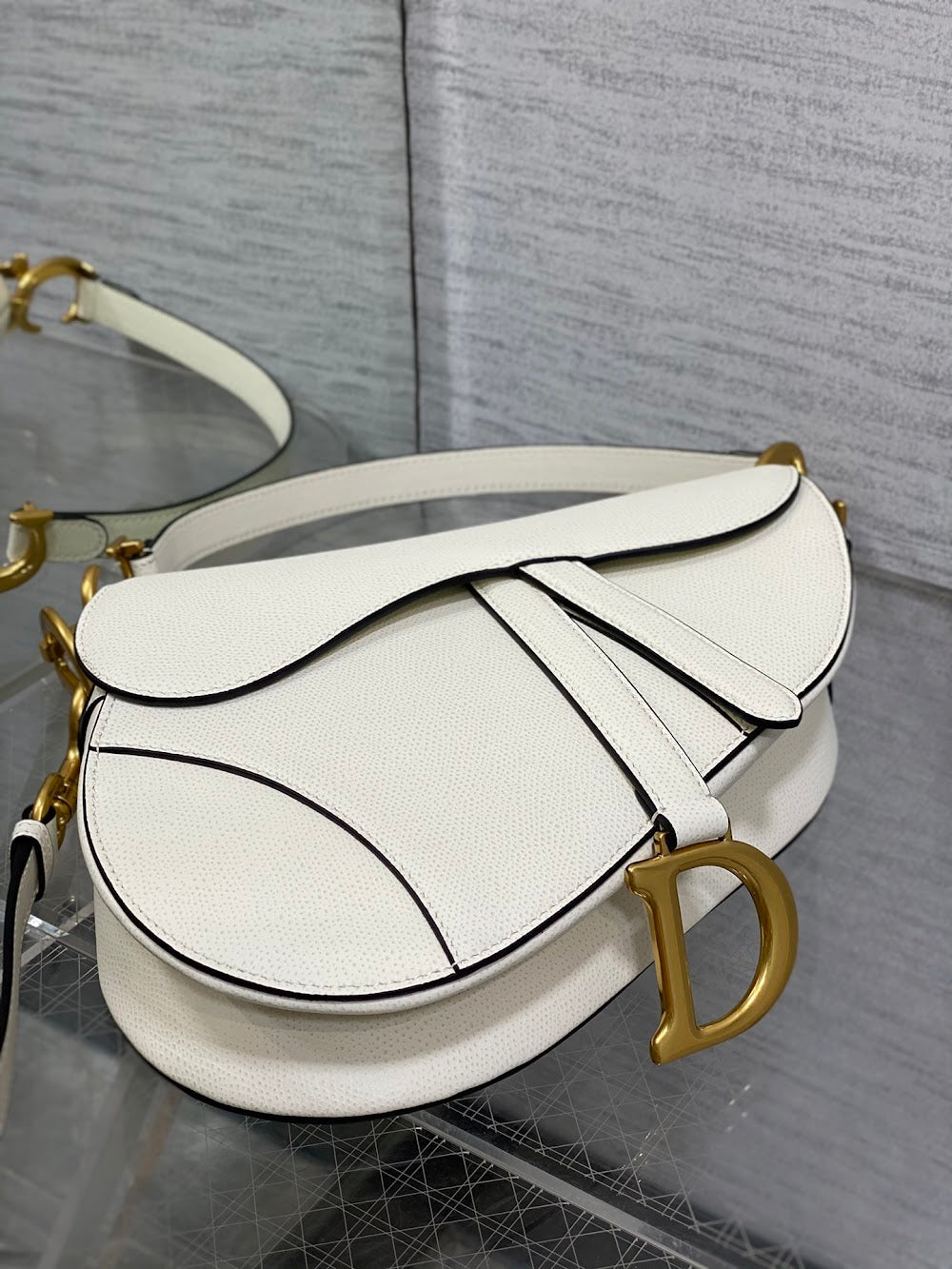 Dragons BagsDiorn Luxury Bag --114995