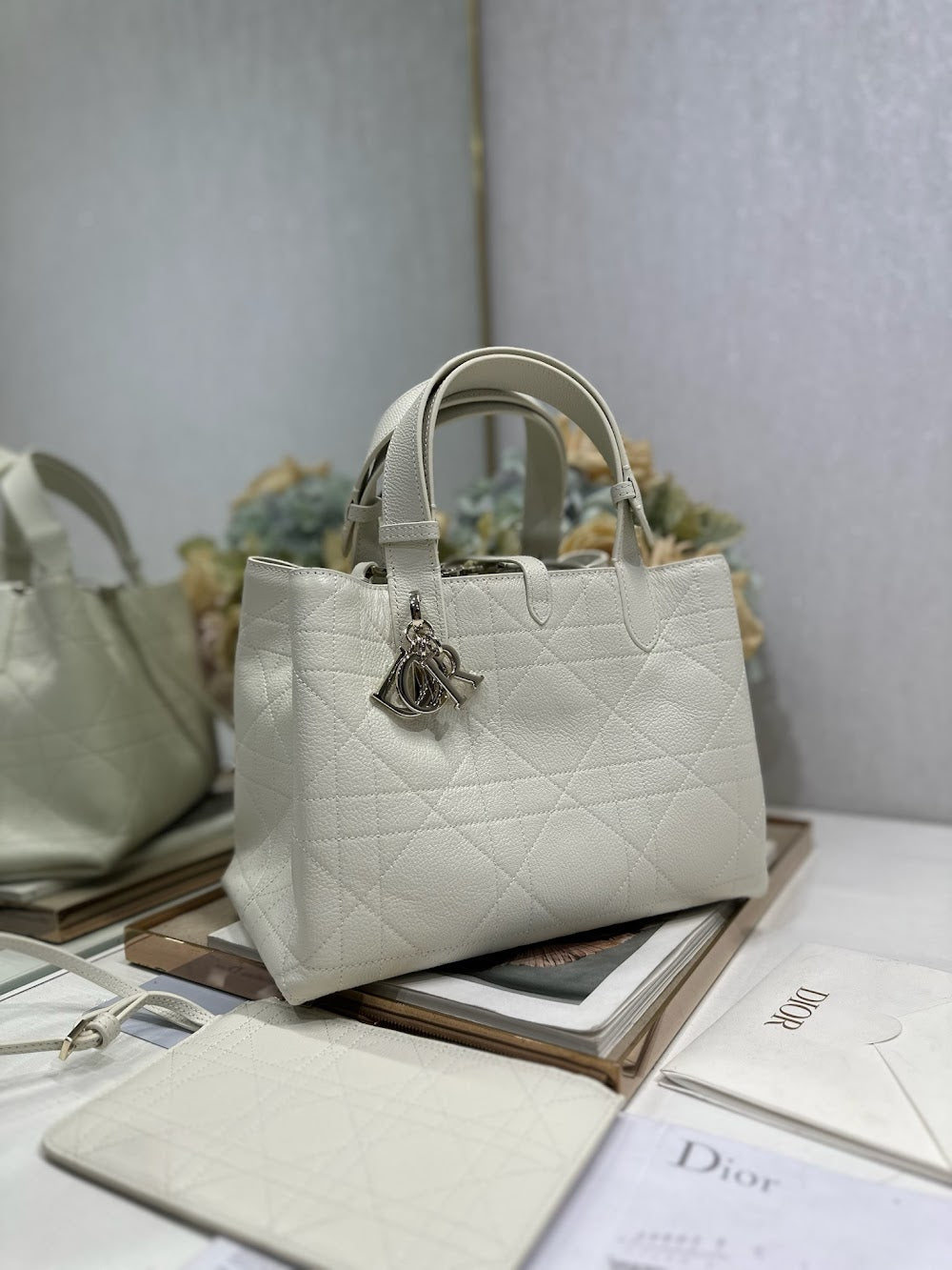 Dragons BagsDiorn Luxury Bag --116133