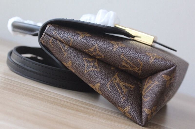 Dragons Bags ln Luxury Bag --58997