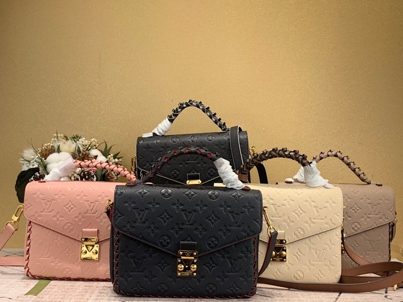 Dragons Bags ln Luxury Bag --59111