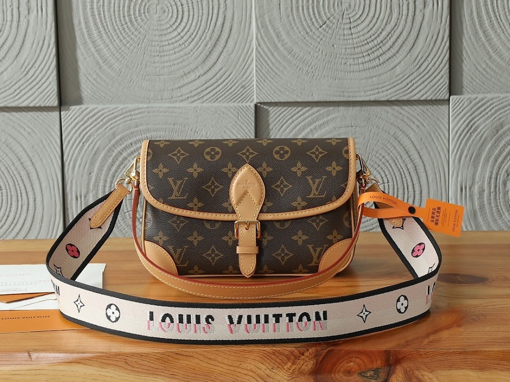 Dragons Bags ln Luxury Bag --97259