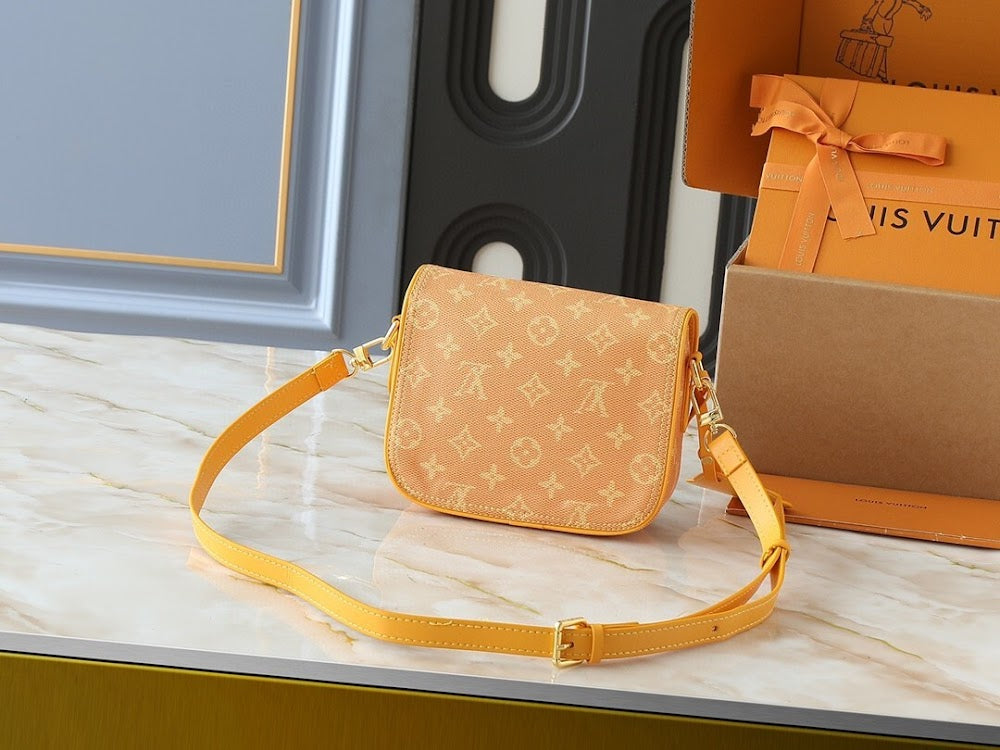 Dragons Bags ln Luxury Bag --76850