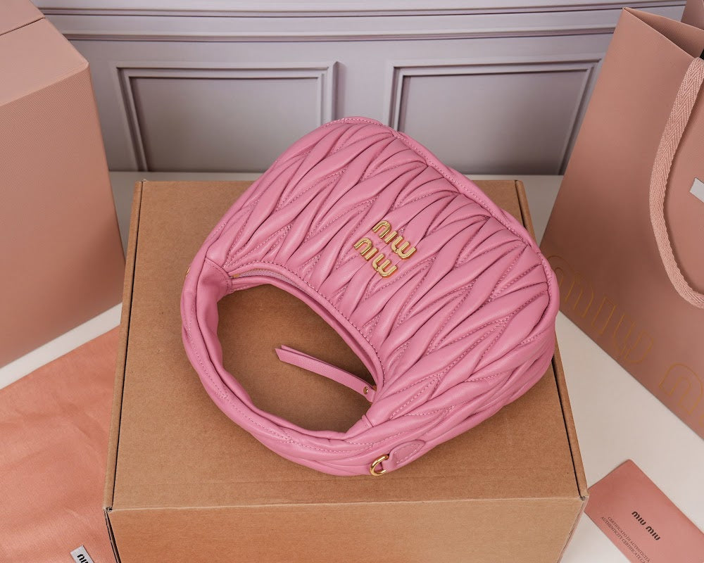 Dragons Bags Miun Miun Luxury Bag --123051