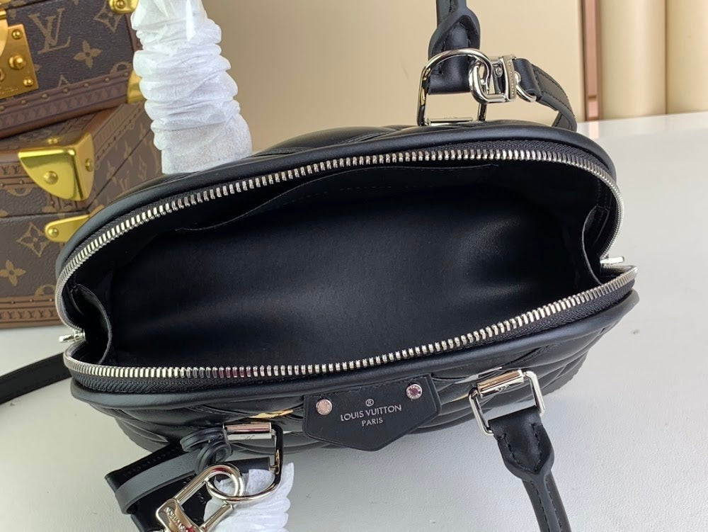 Dragons Bags ln Luxury Bag --56845