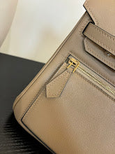 new-luxury-designer-bags-nm11269