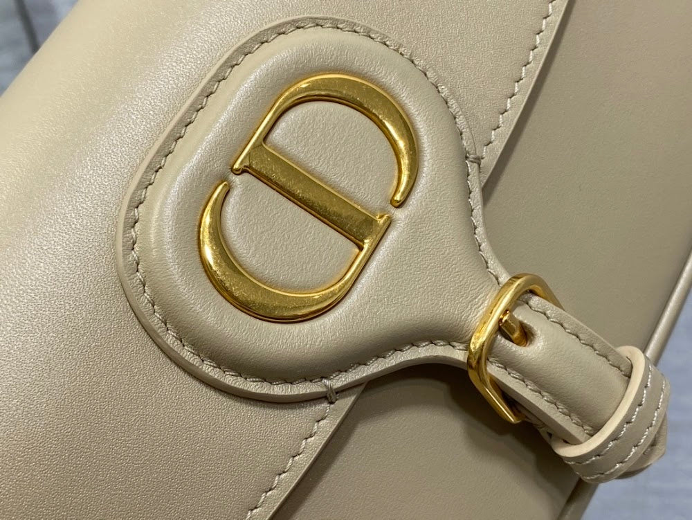 Dragons BagsDiorn Luxury Bag --116186
