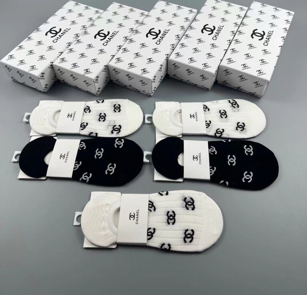 Dragons Bags Premium Luxury Socks --98324