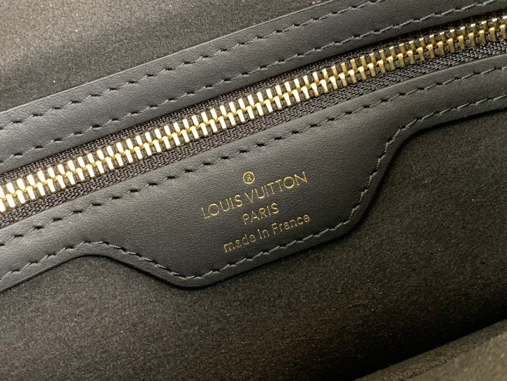 Dragons Bags ln Luxury Bag --61568