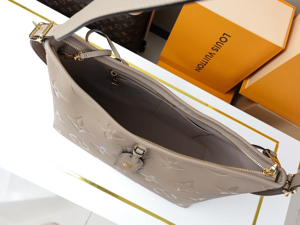 Dragons Bags ln Luxury Bag --81761
