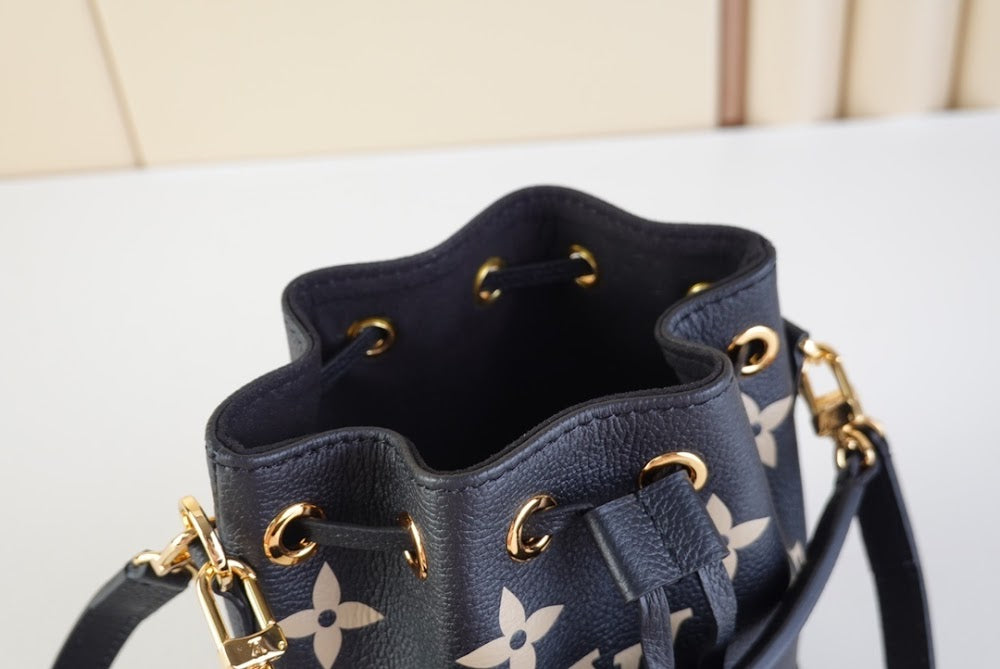 Dragons Bags ln Luxury Bag --61342