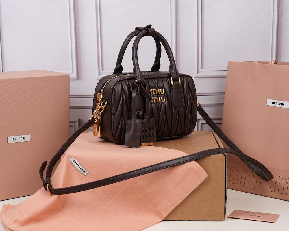 Dragons Bags Miun Miun Luxury Bag --122511