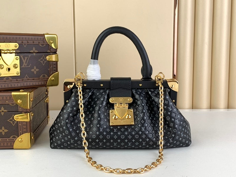 Dragons Bags ln Luxury Bag --61631