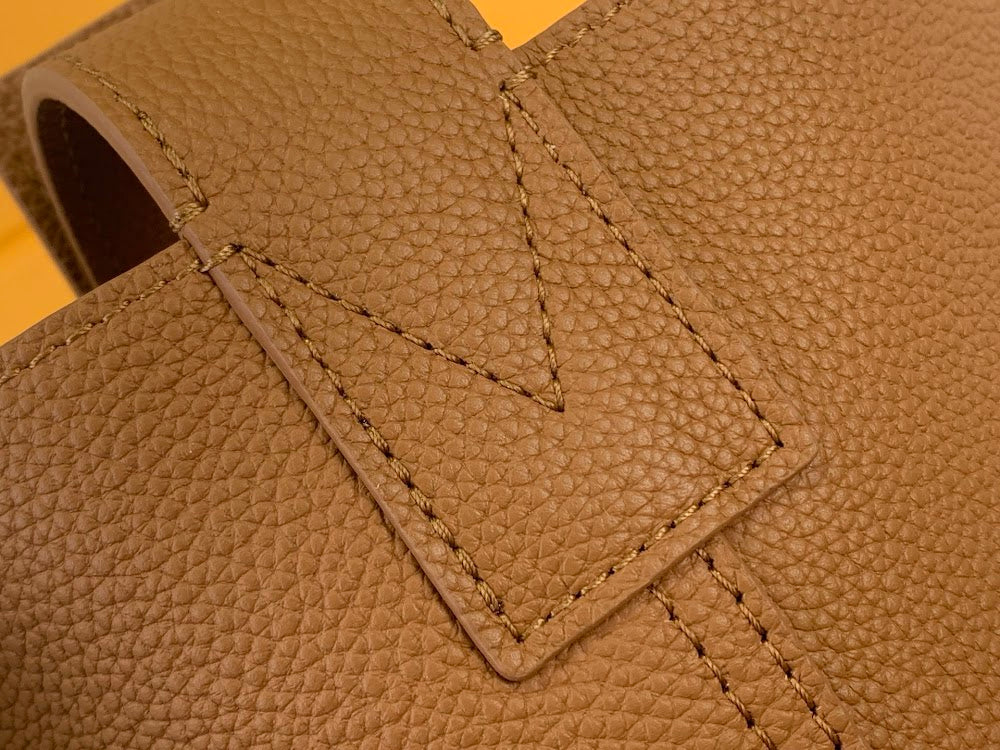 Dragons Bags ln Luxury Bag --95768