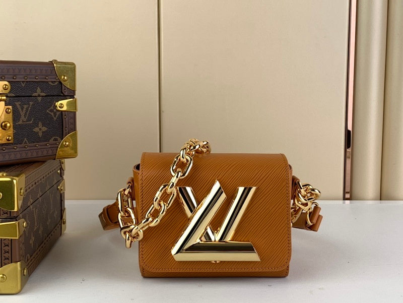 Dragons Bags ln Luxury Bag --61646