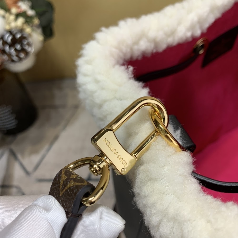 Dragons Bags ln Luxury Bag --59317