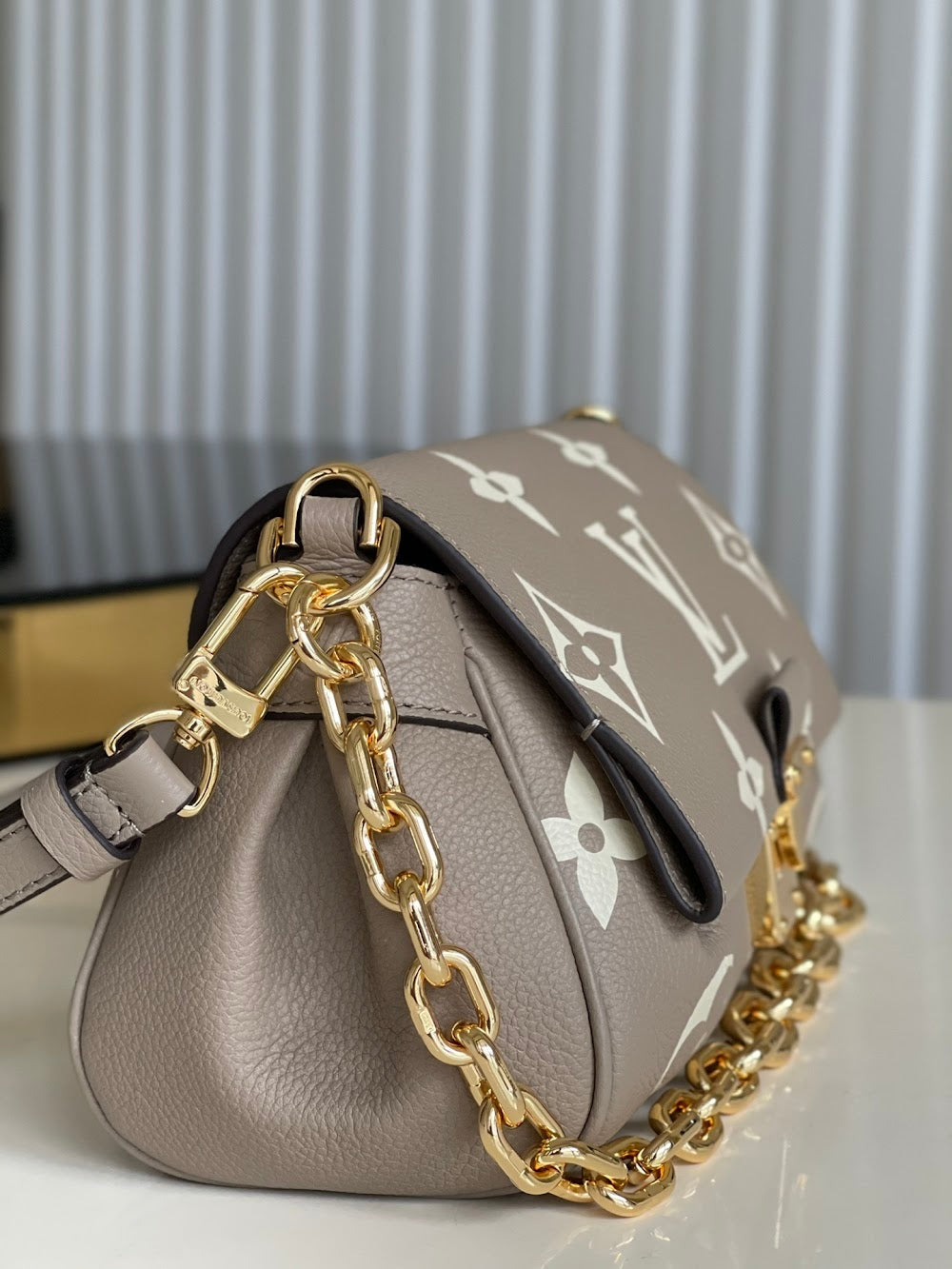 Dragons Bags ln Luxury Bag --96010