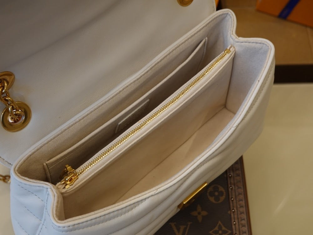 Dragons Bags ln Luxury Bag --60385
